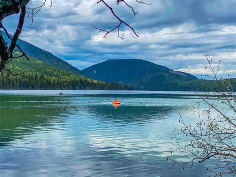 Johnson Lake Bc Is The Perfect Day Trip Savoteur