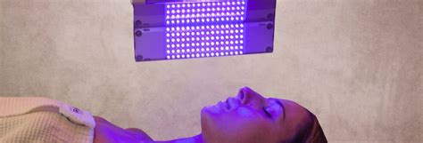 Serienmässig ist das gerät mit einer speziell entwickelten schmalband uvb 311nm röhre ausgestattet. Neurodermitis Lichttherapie → Erfahren Sie, wie die ...