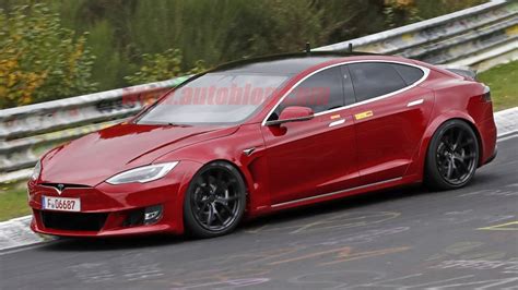 2022 Tesla Model S Plaid Gets Three Motors More Than 1100 Horsepower