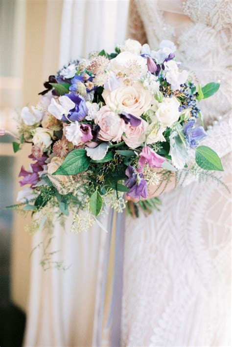 A spring lavender and eucalyptus wedding inspiration shoot with shades of purple and lots of greenery at the knoxville museum of art. Spring Watercolor Wedding Ideas in Lavender and Sage Green ...