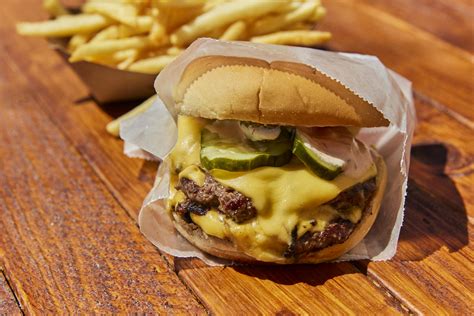 The 20 Best Burgers In La Los Angeles The Infatuation