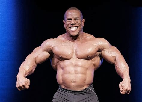 Guest Posing Photo Gallery Ifbb Pro 212 Bodybuilder David Henry At The 2017 Npc Powerhouse