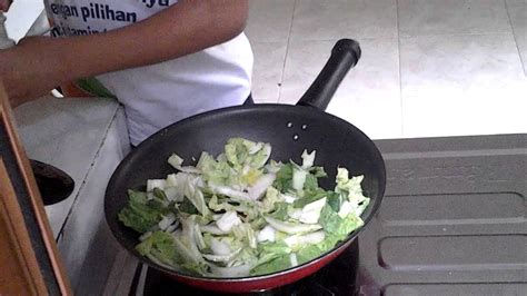 Resep tumis sawi putih telur orak arik bahan : Tumis sawi putih yg simple - YouTube