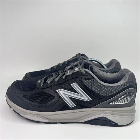 New Balance Mens Sz 105 2e 1540v3 Black Walking Running Shoes Sneakers