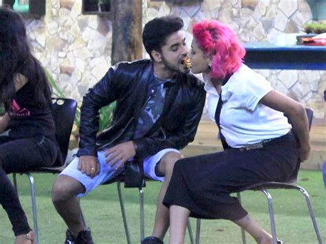 Bigg Boss 8 Turns Into An Orgy Party