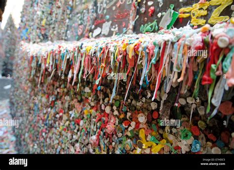 Chewing Gum Wall Pike Place Market Seattle Stock Photo Alamy