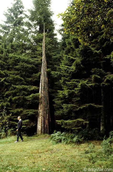 Gbsp 13 03 01 Seven Spires Earth Art Andy Goldsworthy Art Andy