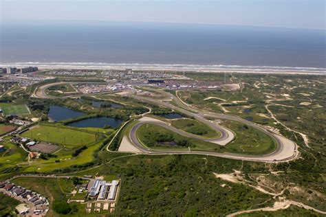 Zandvoort is natuurlijk wel een legendarische naam. 'Formule 1 in 2020 terug op Circuit Zandvoort' | Formule 1 ...