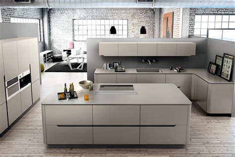 Los muebles microondas, debido a su altura media, te ayudarán a completar el espacio de tu cocina cuando diseñes su distribución. Cocinas modernas. Cocinas de diseño.