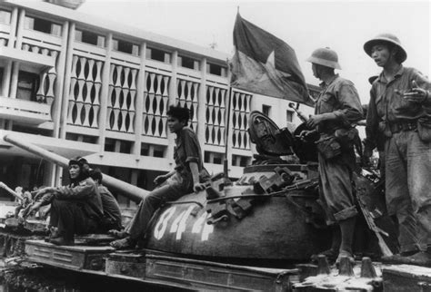 Photos Anniversary Of End To Vietnam War Madison Archives