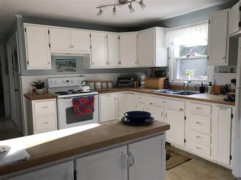 Little panda's space kitchen is the tastiest place for you to learn and play during summertime! I Love Cabinets!