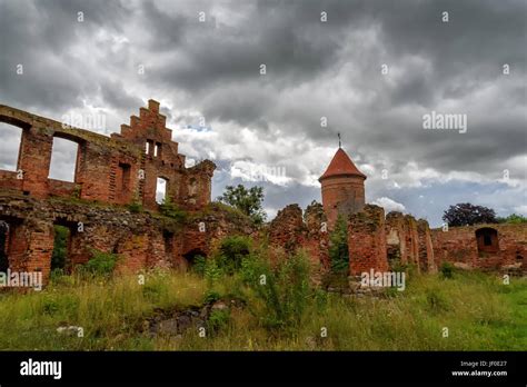 Ruin Of A Castle Stock Photo Alamy