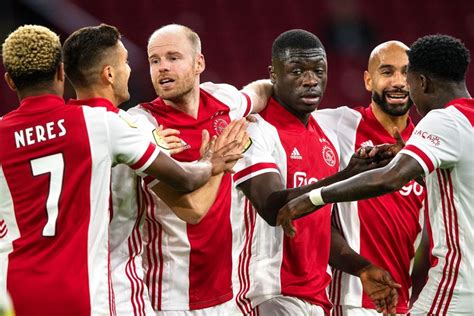 Jun 16, 2021 · turkish giants galatasaray lie in wait, as do rapid vienna or fc midtjylland. Corona treft Ajax in het hart, vlak voor de cruciale ...