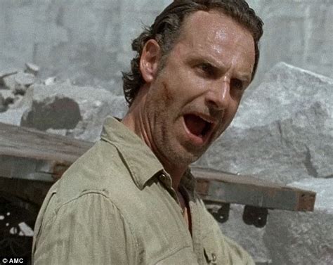 The Walking Dead Season 6 Starts With Rick Grimes Fighting Off Horde Of