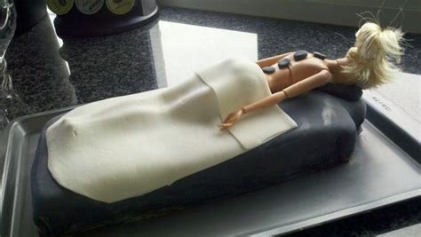 Massage Table Cake I Made This For My Sisters Birthday With Chocolate