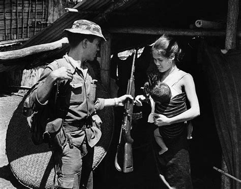30 Amazing Black And White Photographs Of Vietnamese Bar Girls During The War Artofit