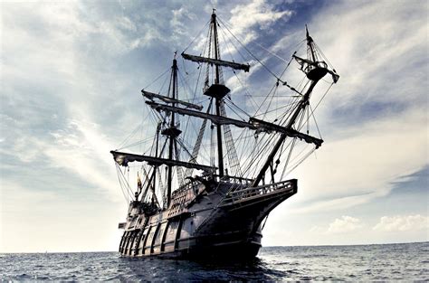 The Black Pearl Pirate Sailing Ship
