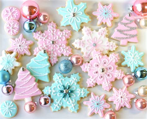 I had so many ideas that i know i will be doing this series again of a variety of decorated american style christmas cookies. Christmas Cookies Galore!! - Glorious Treats