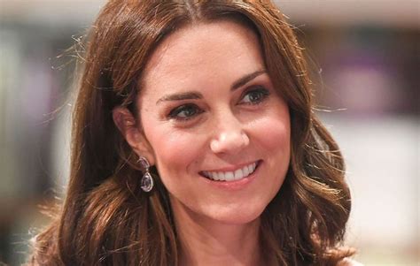 Kate Middleton Doesnt Wear Nail Polish Heres Why Womens Health