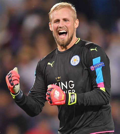 Anh là con trai của cựu thủ môn manchester united peter schmeichel. Riyad Mahrez to Arsenal: Leicester boss Craig Shakespeare ...
