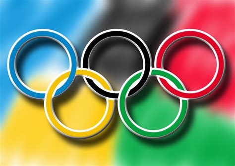 Ilustración acerca el logotipo del juego olímpico, mostrando activitis del spoort del som, mano del backgound se ahoga. Río 2016: Una introducción a los Juegos Olímpicos Antiguos - Libre Pensador