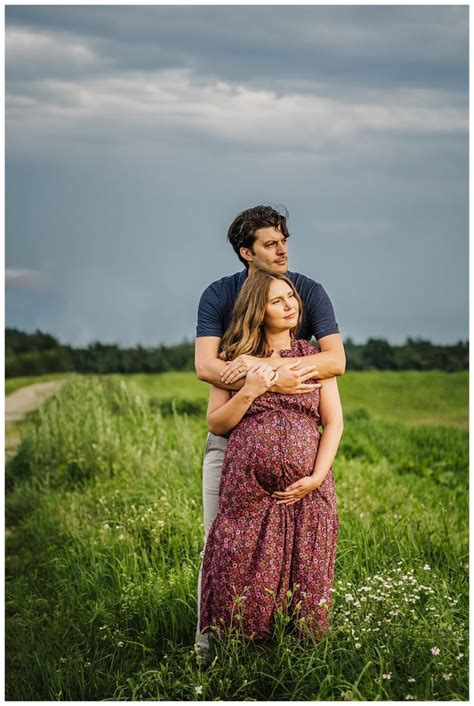 10 Best Maternity Poses Boston Maternity Photographer