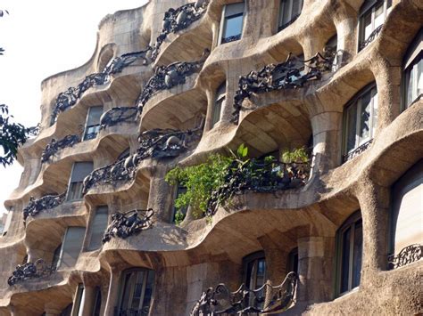 Must See Gaudi Buildings