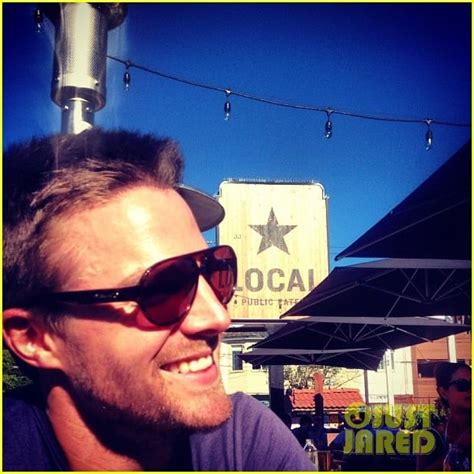 stephen amell monday bonding with willa holland photo 2698050 willa holland photos just