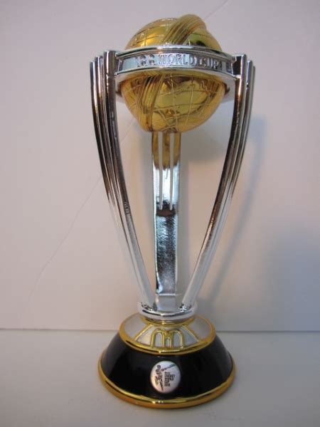 2015 Replica Icc Cricket World Cup Trophy Collector’s Edition Montreal Cricket Store Canada