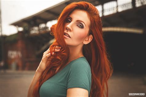 Face Women Redhead Model Portrait Long Hair Red Green Eyes