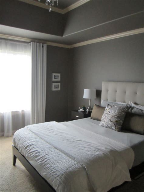 Pin By Brooksie On Paint Grey Bedroom Decor Apartment Bedroom Decor