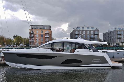 We did not find results for: Boat Wrap Costs: How Much Should You Pay? | Upland Coast
