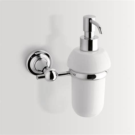 Mobili bagno stile inglese, realizza arredi per bagni stile country mobili sospesi soprattutto nelle quali rilassarsi. Accessori bagno stile inglese - Bath&Bath