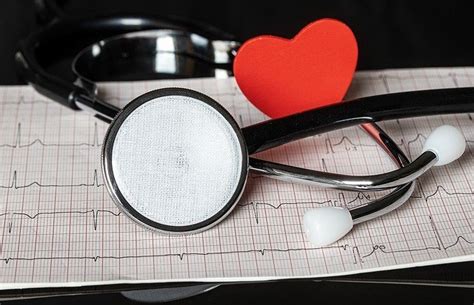 Cardiologista Tudo Sobre A Profissão Guia Das Profissões