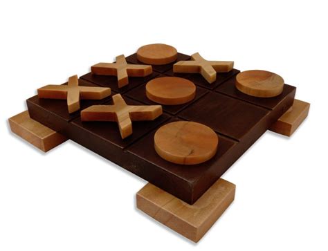 Somos una tienda de juegos de mesa, juguetes y miniaturas comprometida con el buen servicio y el delivery. TRIQUI: este juego fue tallado en piedra, el cual tiene 9 fichas y un tablero de 8.7x1.6. Cada ...