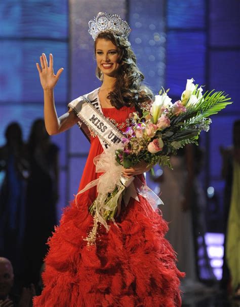 Photos Of Miss Universe Winners Gowns Over The Years