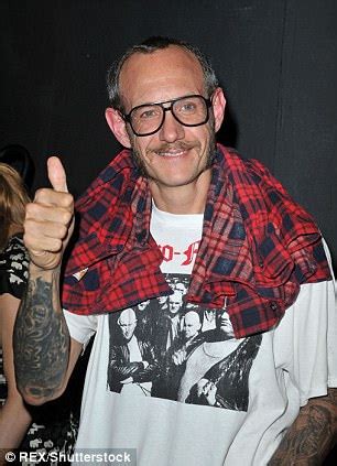 Terry Richardson Admits Interacting With Models Daily Mail Online