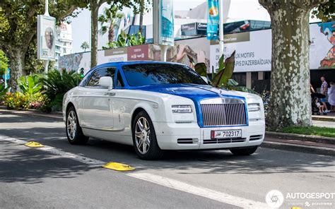 Below the evolutionary exterior styling, the phantom introduces a new. Rolls-Royce Phantom Coupé Series II - 11 January 2020 ...
