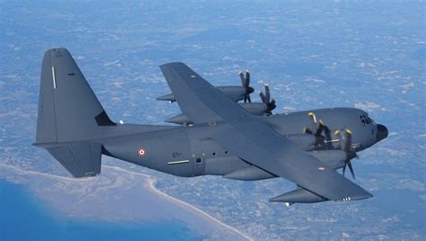 Pictures France Receives Its First Kc 130j Tanker