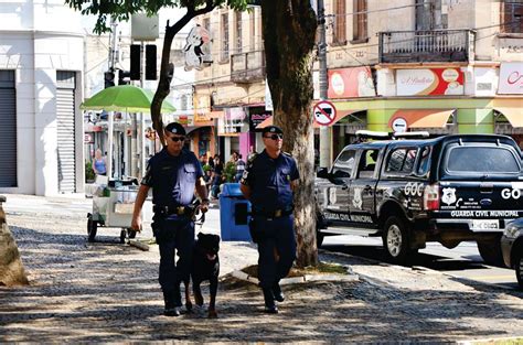 Gcm Refor A Patrulhamento Preventivo Uso De C Es Itapira News