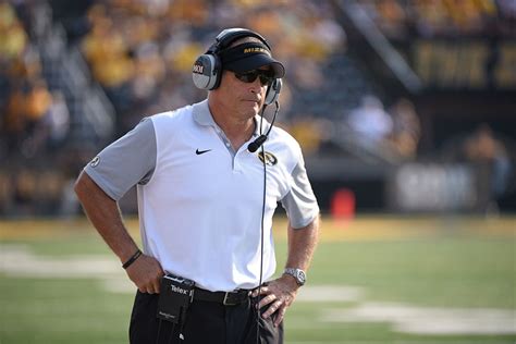 Missouri Tigers Football Coach Gary Pinkel To Resign Over Health Sports Illustrated