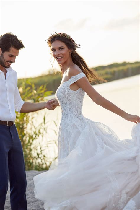 Buy cheap wedding dresses online, which enjoy popularity for all kinds of women with good quality. Wisdom by Victoria Jane 18412 - New!: Bridal Shop West ...