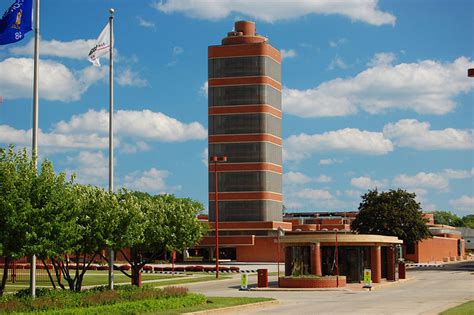 The lab's teaching center represents a kind of headquarters for advanced dental knowledge. Gallery of AD Classics: SC Johnson Wax Research Tower ...