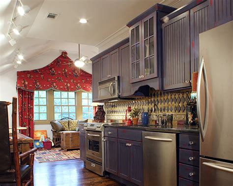Finish the face of the cabinet as desired and add cabinet hardware. 15 Small Kitchen Designs You Should Copy | Kitchen Remodel