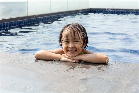 Asian Little Chinese Girl Playing In Swimming Pool Stock Image Image Of Lifestyle Blue 143873647