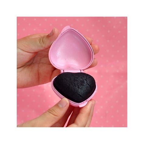 After coated, stand the cake pop up in the styrofoam block or shirt box and decorate with sprinkles before coating is set. Cake Pop Mold - HEART