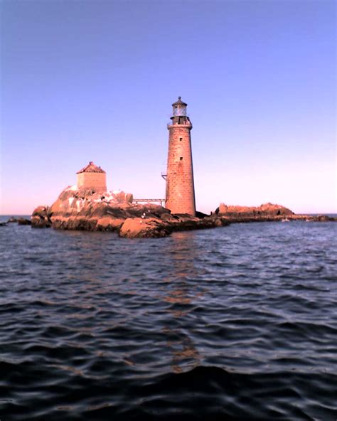 Graves Light Sells For Nearly A Million Boston Harbor Beaconboston