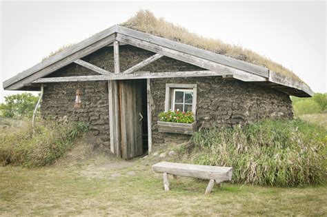 How To Build A Model Sod House For A School Project Sciencing