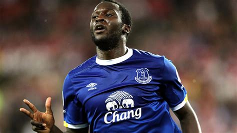 In january 2014, he was named by the guardian as one of the ten most promising young players in europe. Premier League, Everton-Hull City: ospiti a caccia di ...