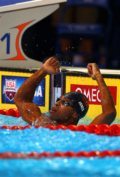 Black Us Olympians 10 Extraordinary African American Athletes Huffpost